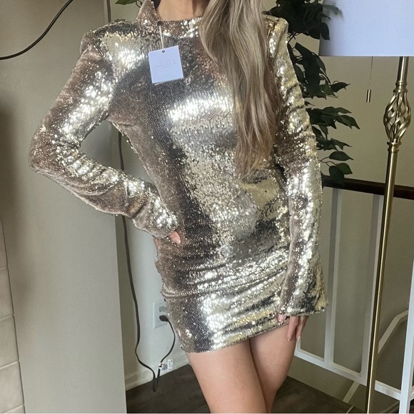 NWT Revolve Marit Mini Sequined Cocktail Dress Champagne Silver L'Academie XS - Picture 1 of 16